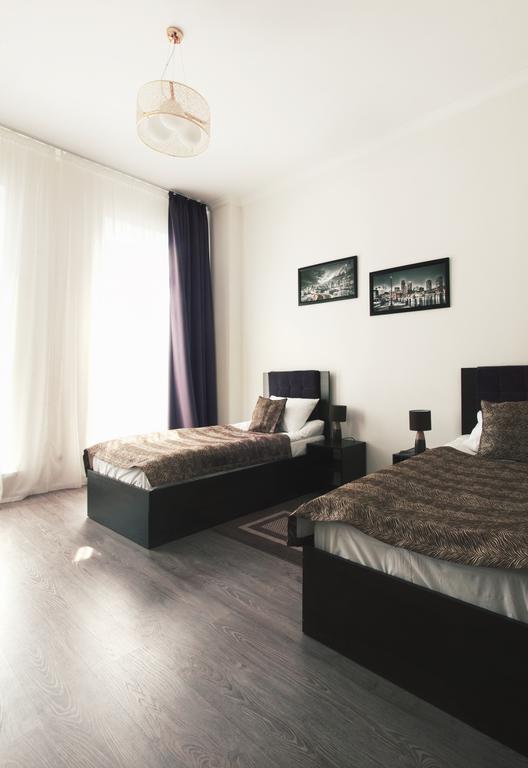 Sovskiye Prudy Hotel Kiev Extérieur photo