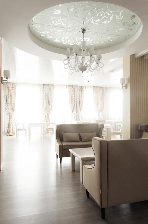 Sovskiye Prudy Hotel Kiev Extérieur photo