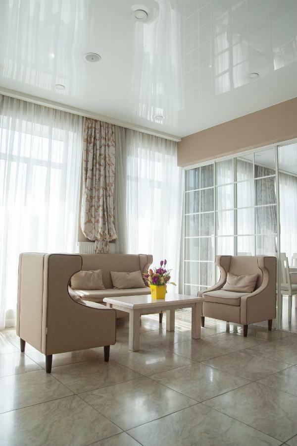 Sovskiye Prudy Hotel Kiev Extérieur photo