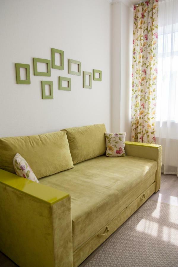 Sovskiye Prudy Hotel Kiev Extérieur photo